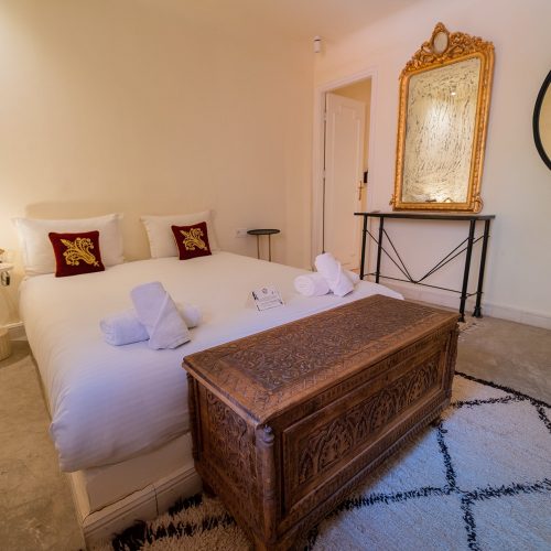 Extra Large suite With Jardin Marjorel View